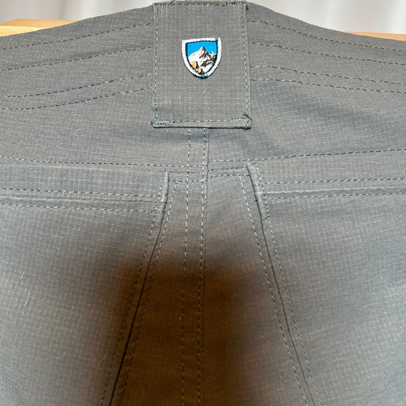 KUHL ARMY GREEN SKINNY LEG PANTS - SIZE 2 SHORT - Picture 4 of 5